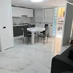 John's Place - Central Flat In - My Place Napoli