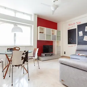 plinio48-apartment-modern-and-elegant.italymilanhotels.net/